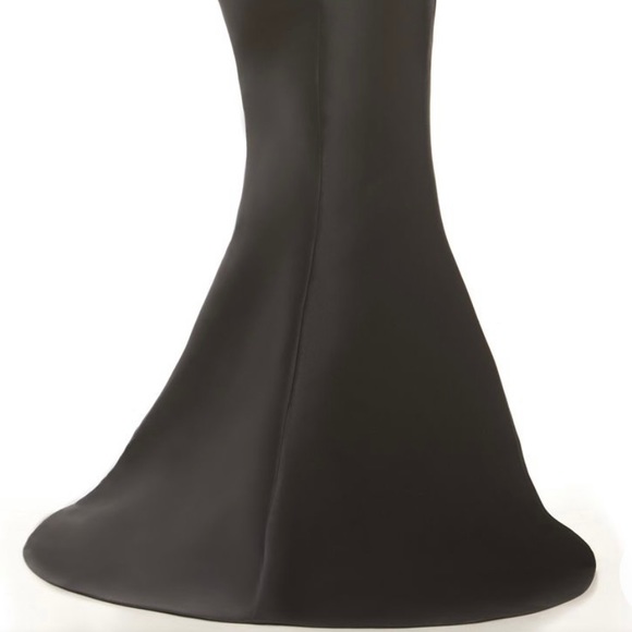 Black lasting moments dress with detailed neckline - Picture 3 of 4